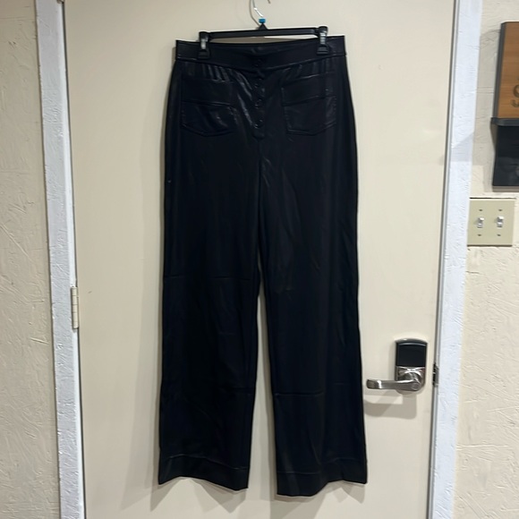 Halara pants - Picture 1 of 5